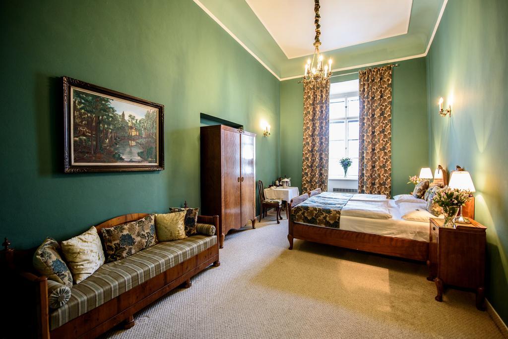 Chateau Hostacov Hotel Szoba fotó