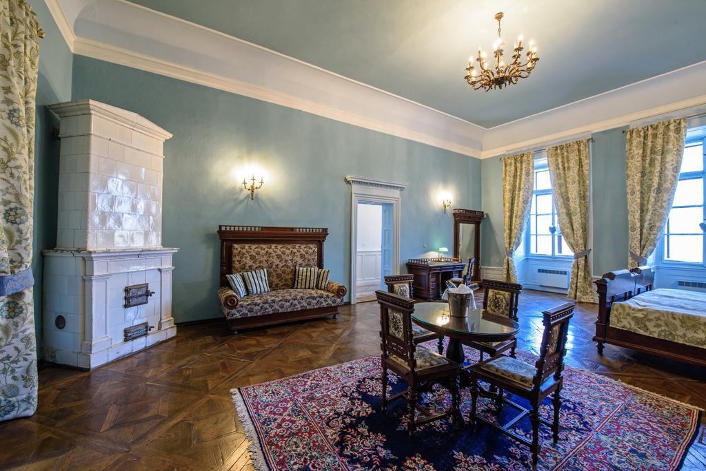 Chateau Hostacov Hotel Szoba fotó
