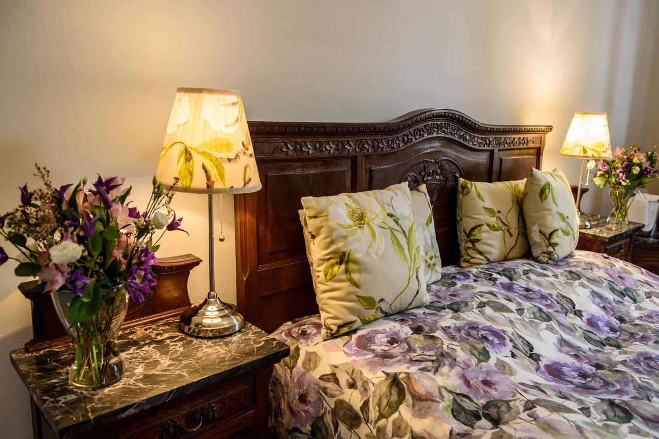 Chateau Hostacov Hotel Kültér fotó